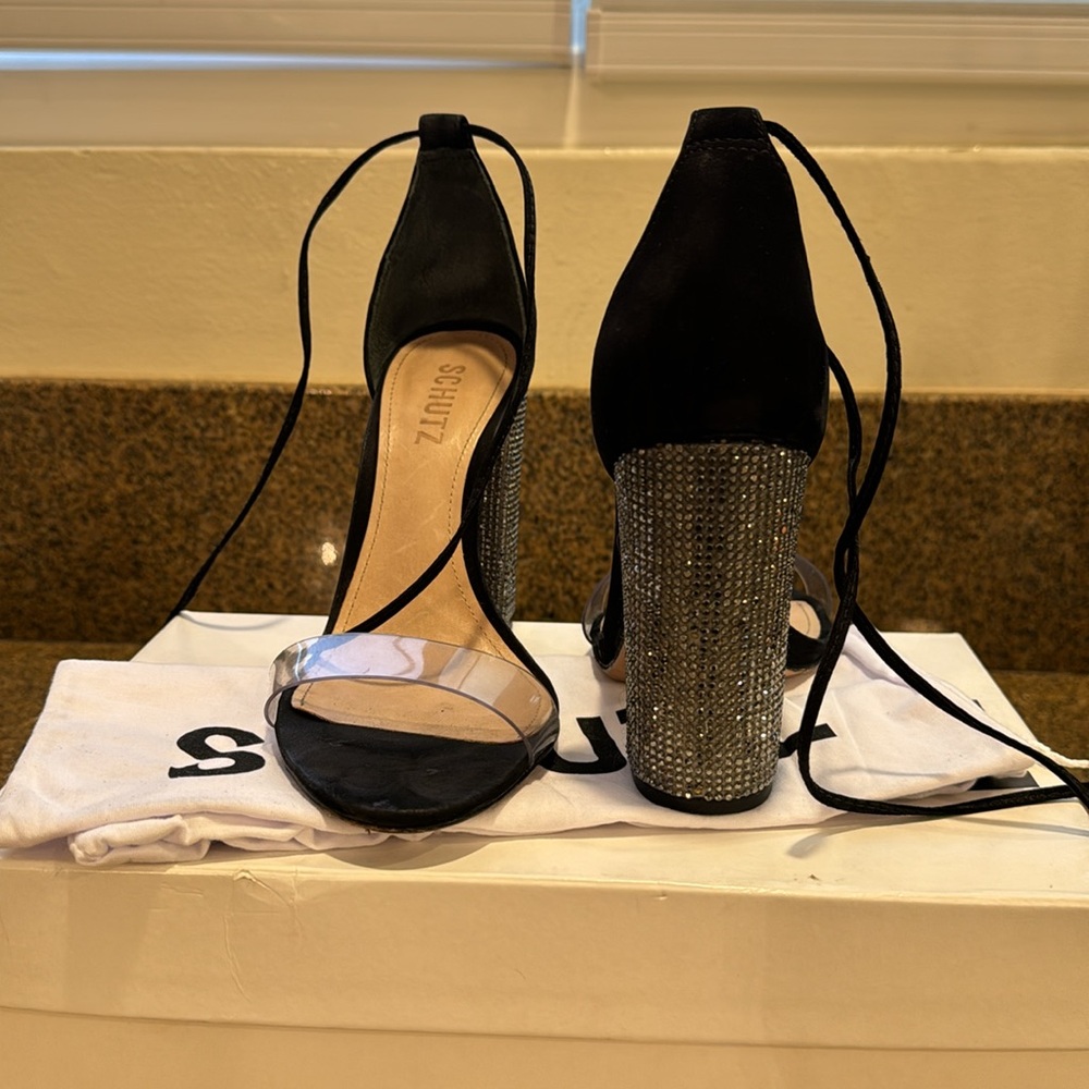Schultz Heels - image 3